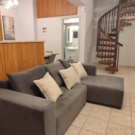 Mani Hillview Apartment Gythio